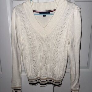 Tommy Hilfiger Women's V-Neck Sweater in Cream